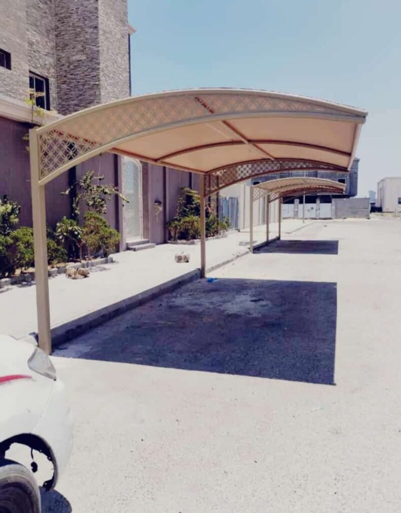 مظلات بسقف متحرك في الطائف 